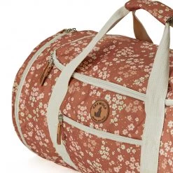 Cry Wolf - Packable Duffle Rainwear