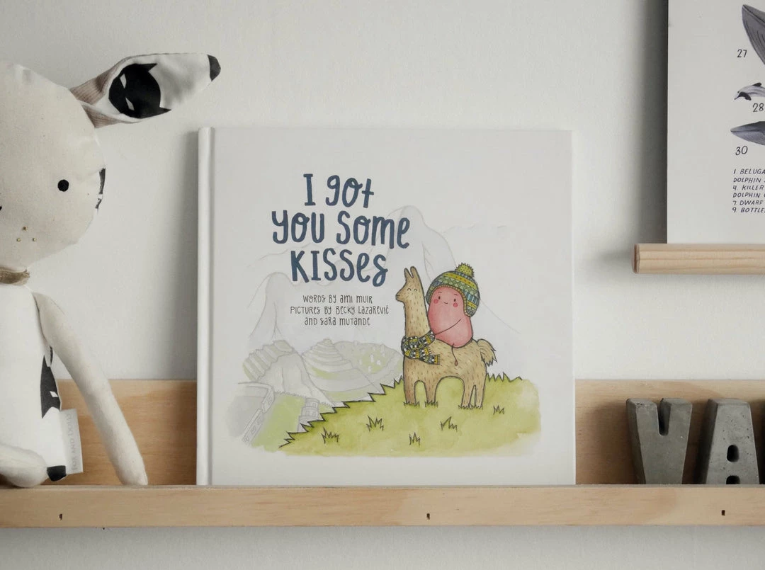 Toys The Kiss Co - I Got You Some Kisses / Hardcover 1 Toys The Kiss Co - I Got You Some Kisses / Hardcover